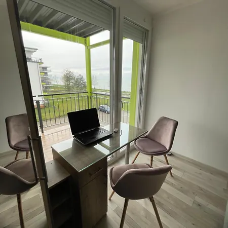 Invite Apartment